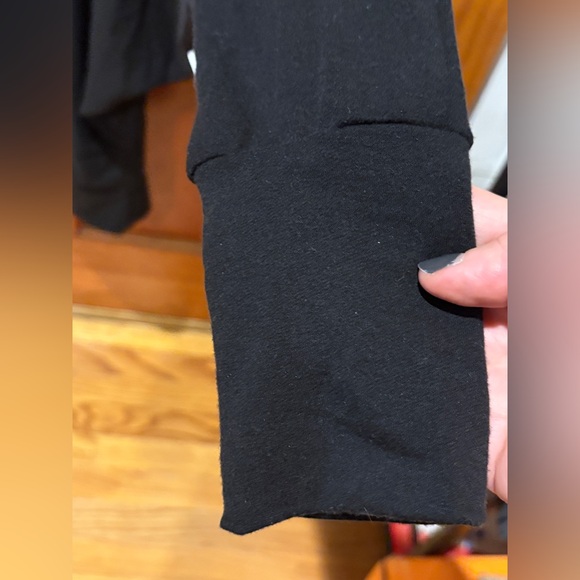 Go Couture Black V Neck Dolman Sleeve Pullover - NEW - Picture 7 of 10